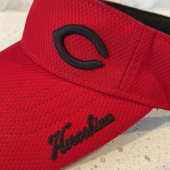 Hiroshima Carp velcro adjustable visor - Picture 9 of 10